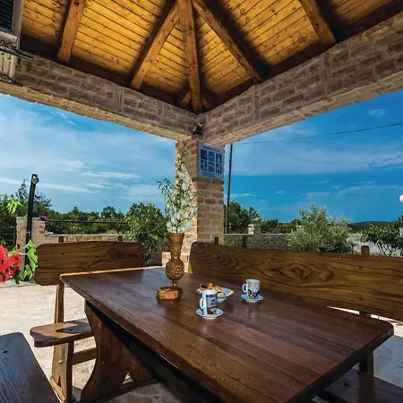 Villa Dalmatian Stone House With Pool Stankovci