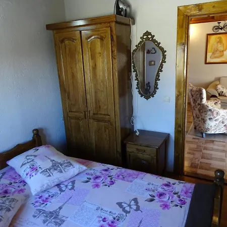 Dalmatian Stone House With Pool Stankovci
