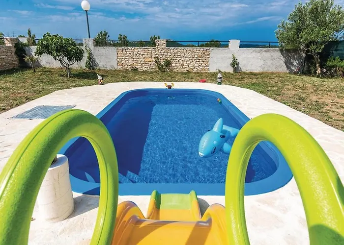 Dalmatian Stone House With Pool Βίλα Stankovci (Zadar)