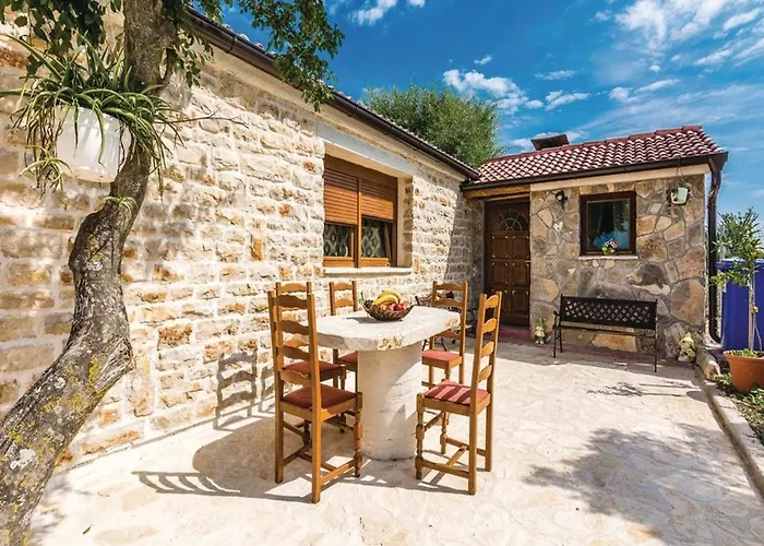 Dalmatian Stone House With Pool * Stankovci (Zadar)